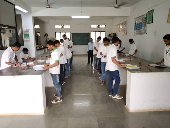 Pharmaceutical Chemistry Laboratory